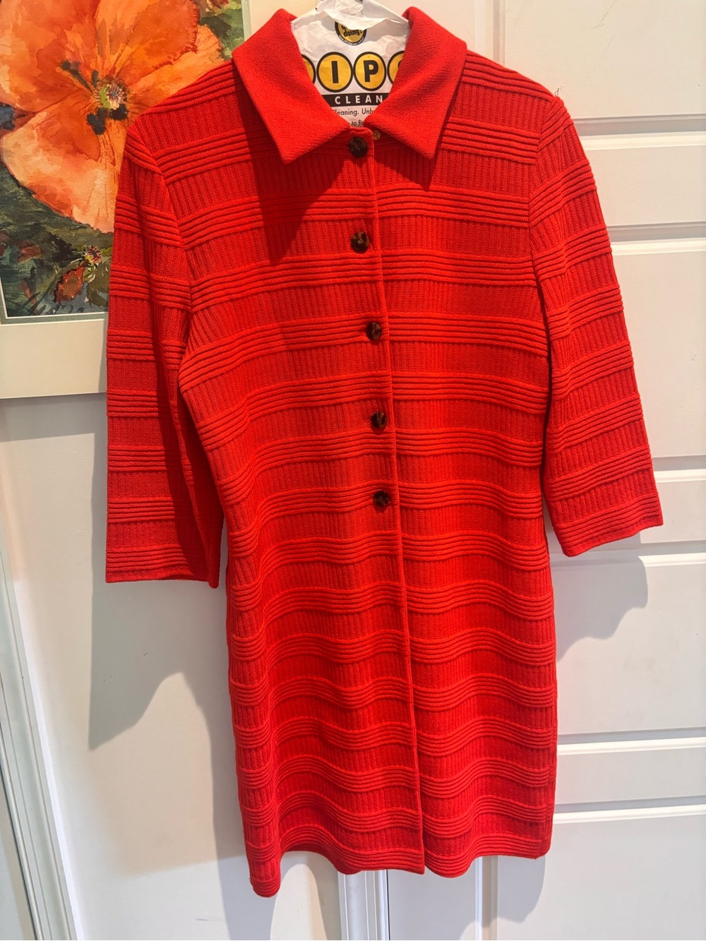St. John Vibrant Red Orange knit Button-Front Dress size 6